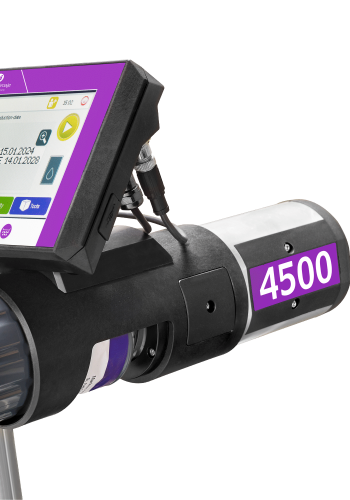 4500